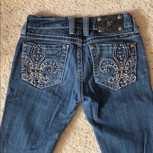 Miss Me Blue Jeans. Size 27 long.